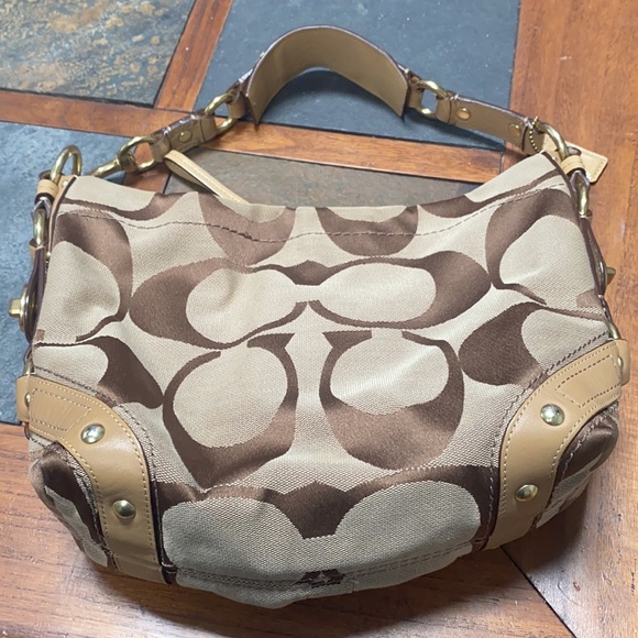 Coach Purse - Picture 2 of 7